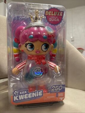 Deluxe Kween of Suga Pink Collectible Figurine